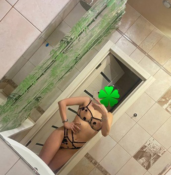 Экзотическая красотка ждет пошлых встреч с мужчиной, готовым щедро вознаградить за интимные утехи. Обещаю необычные эмоции и огонь в глазах. 5301, 23 года