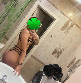 Экзотическая красотка ждет пошлых встреч с мужчиной, готовым щедро вознаградить за интимные утехи. Обещаю необычные эмоции и огонь в глазах. 5301, 23 года